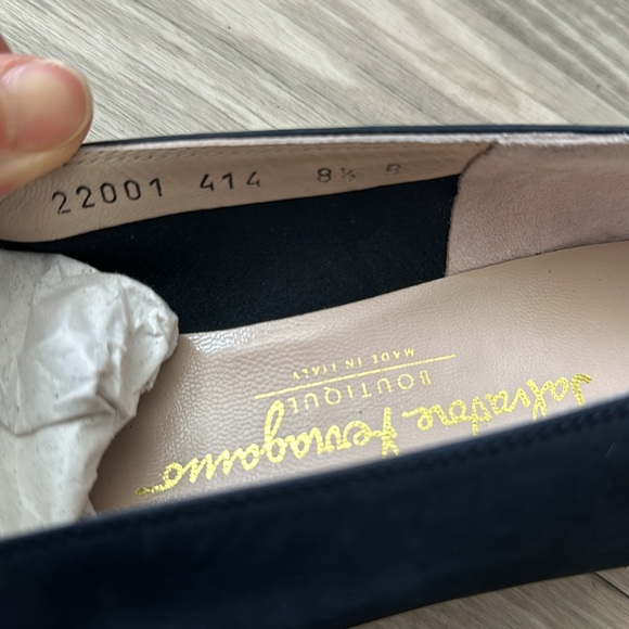 Salvatore ferragamo size 8.5 - Picture 3 of 7
